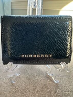 Burberry Two-Fold Bi-Fold Wallet / Card Holder- EUC- Black Unisex